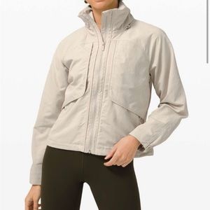 Lululemon Always Effortless jacket NWT Size 4